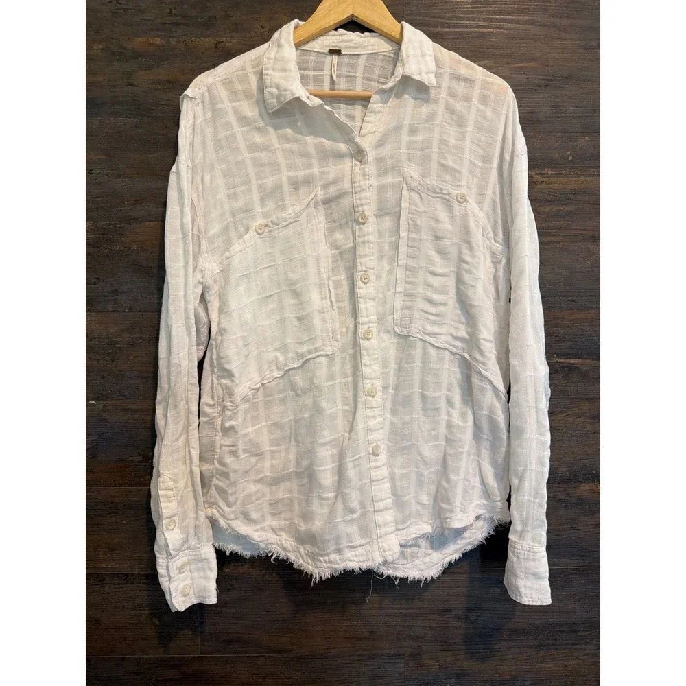 Free People White Textured Gauze Button Down Shirt Raw Hem Boho OB900564 Size M